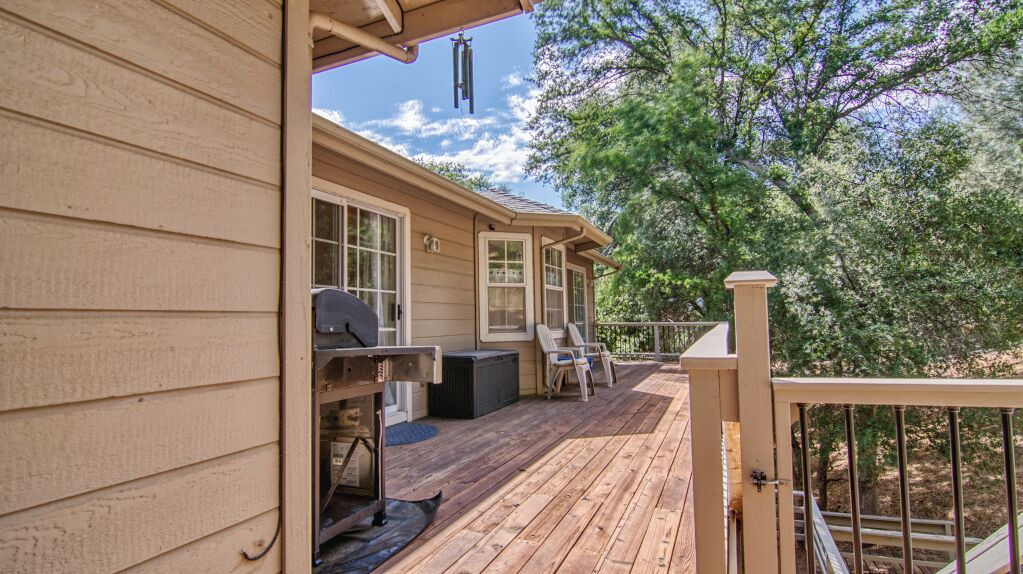 Photo of Outdoor in Groveland