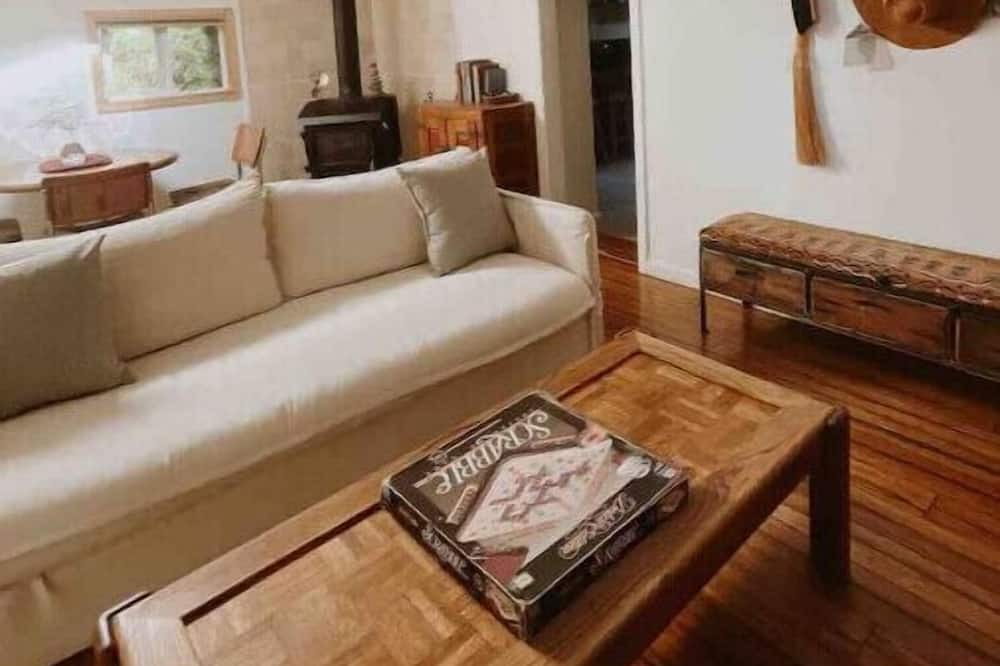 Photo of Livingroom in Felton