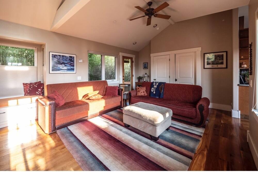 Photo of Livingroom in Westside Santa Cruz