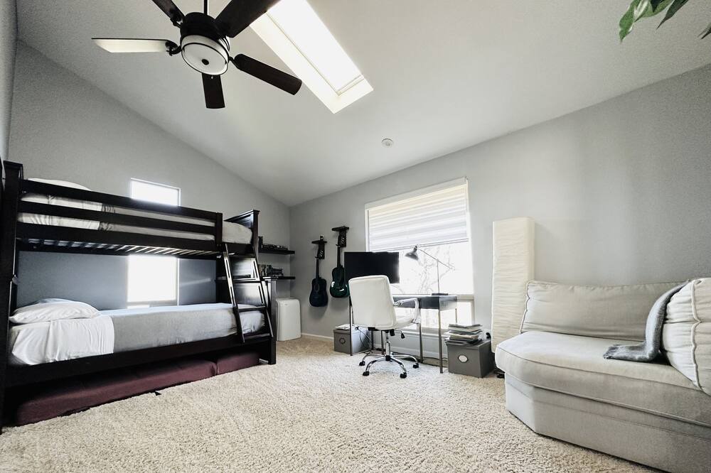 Photo of Bedroom in Friant