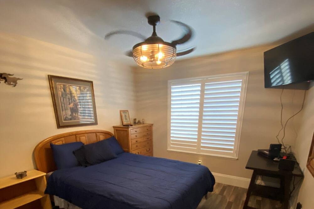 Photo of Bedroom in Spanish Springs