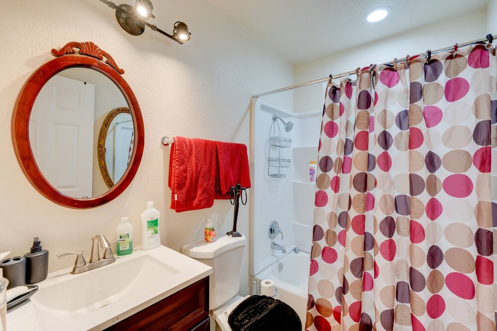 Photo of Bathroom in Florin