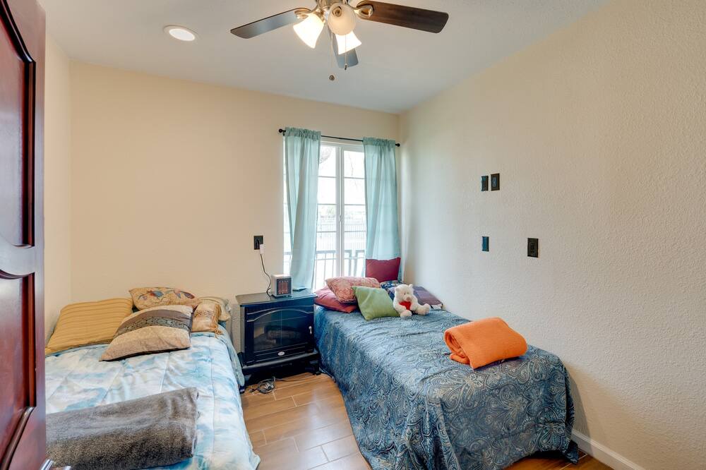 Photo of Bedroom in Florin