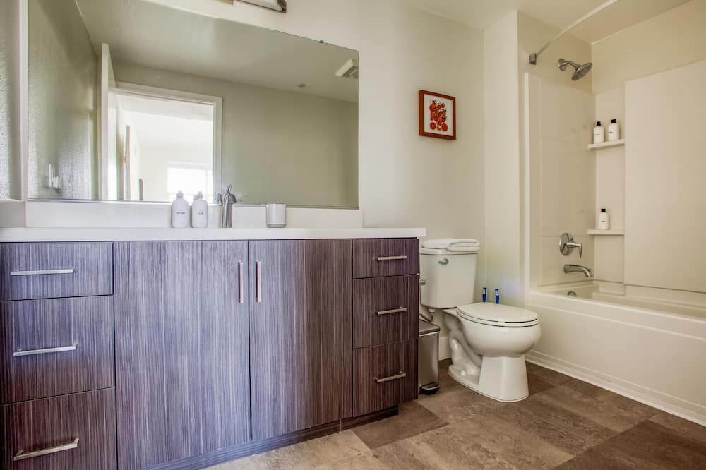 Photo of Bathroom in Centerville