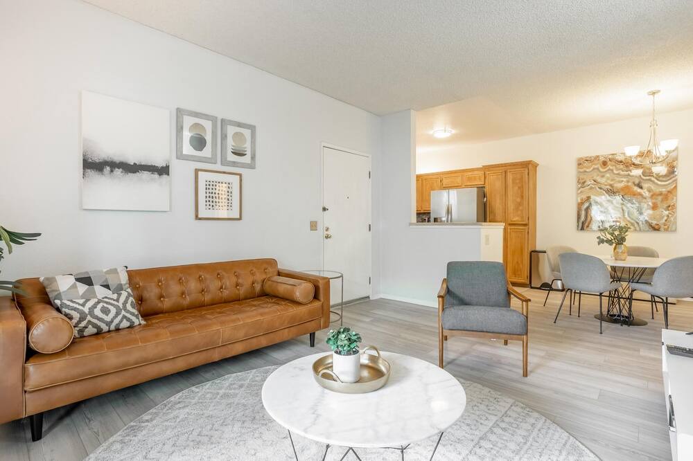 Photo of Livingroom in Centerville