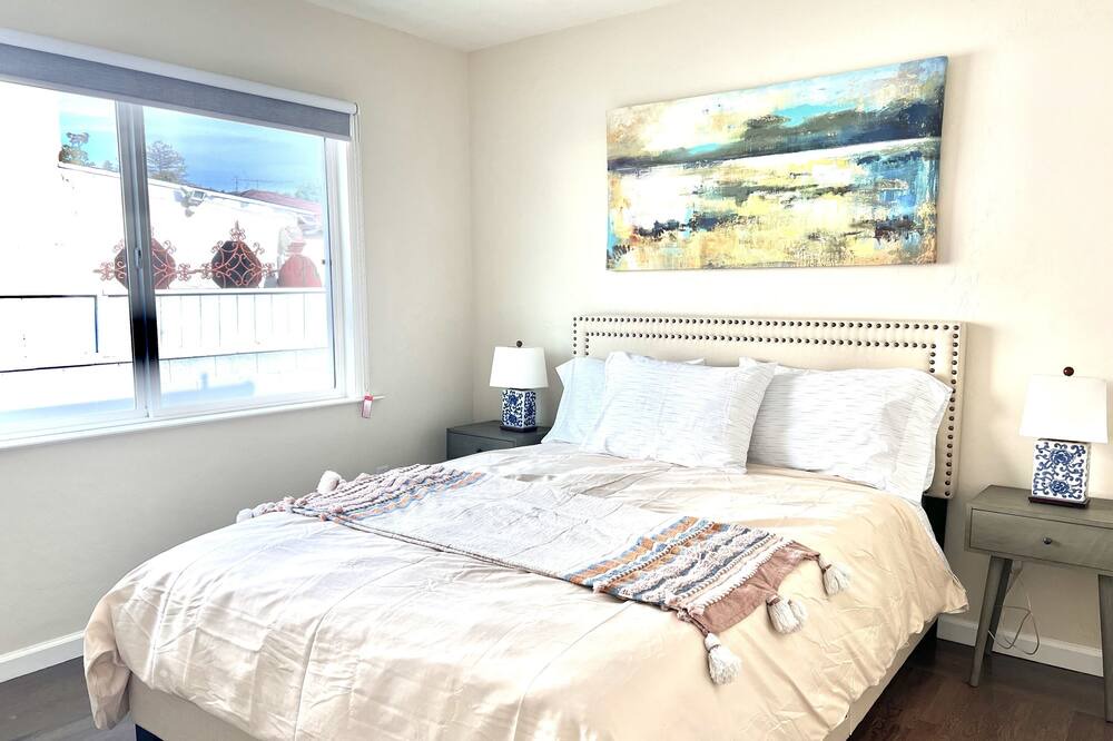 Photo of Bedroom in Ashland