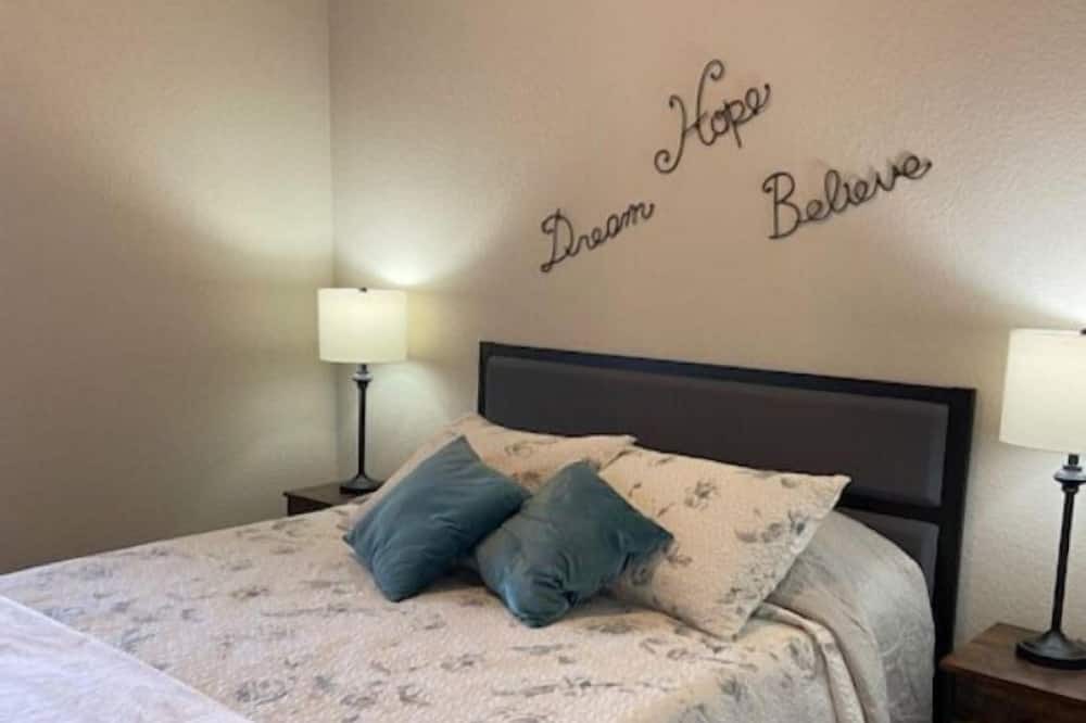 Photo of Bedroom in Fernley