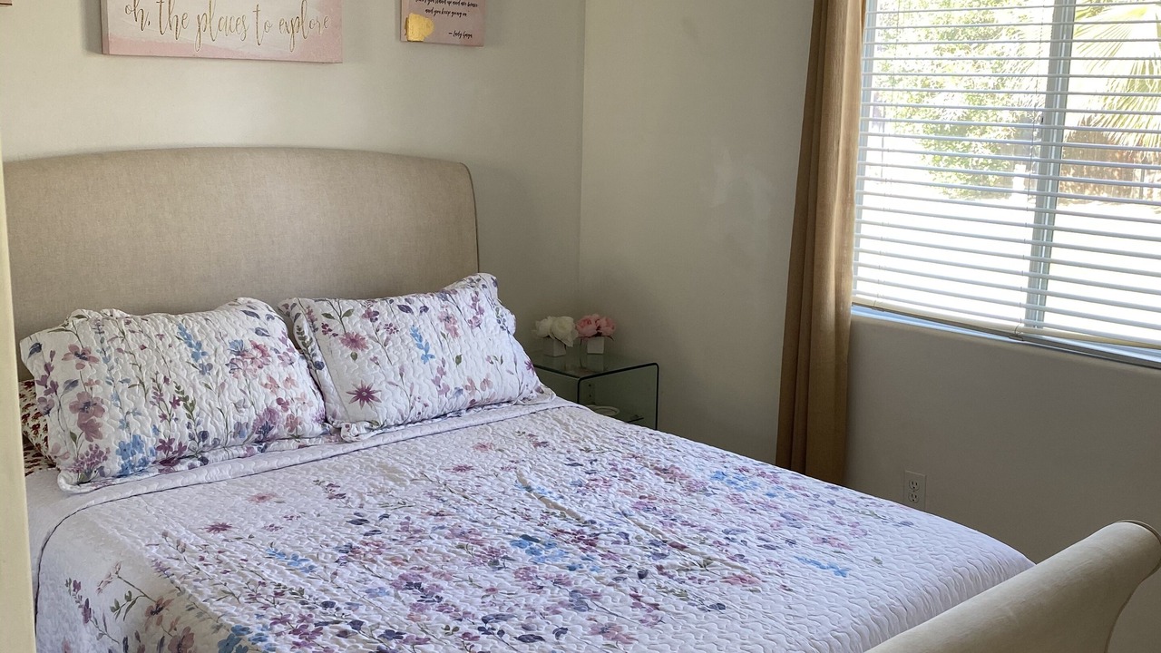 Photo of Bedroom in Greenacres