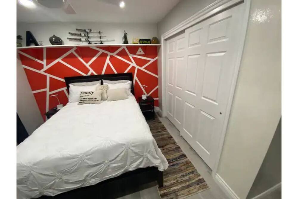 Photo of Bedroom in Bakersfield