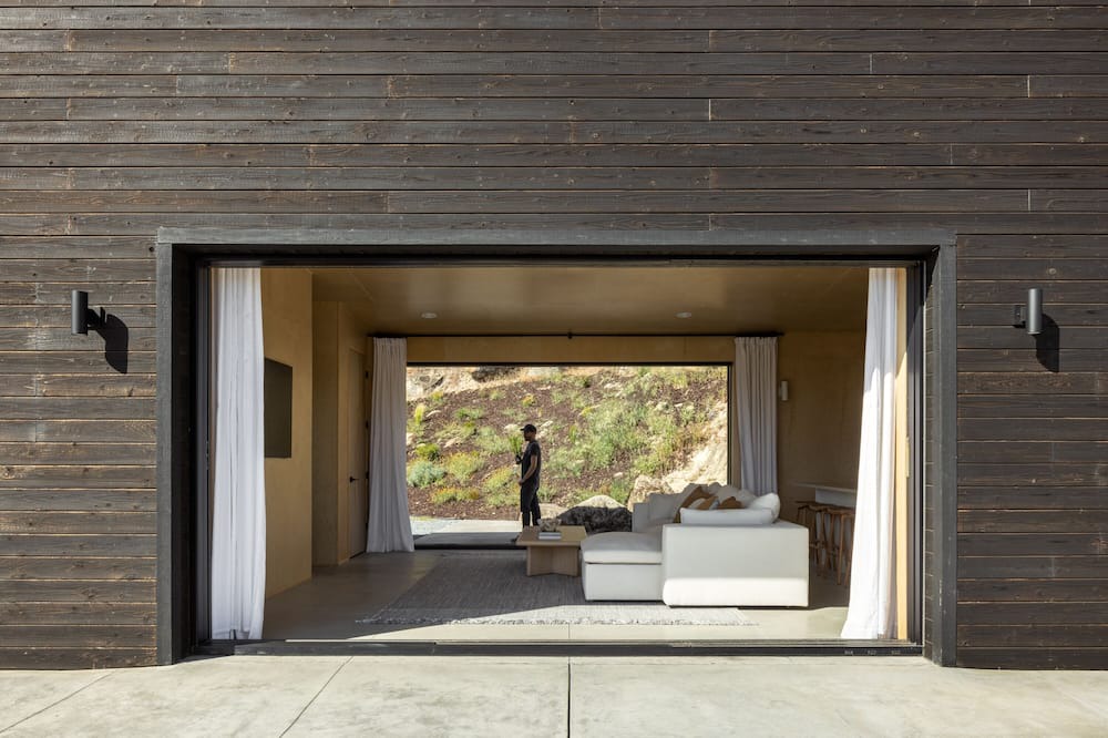 Photo of Outdoor in Yosemite Lakes