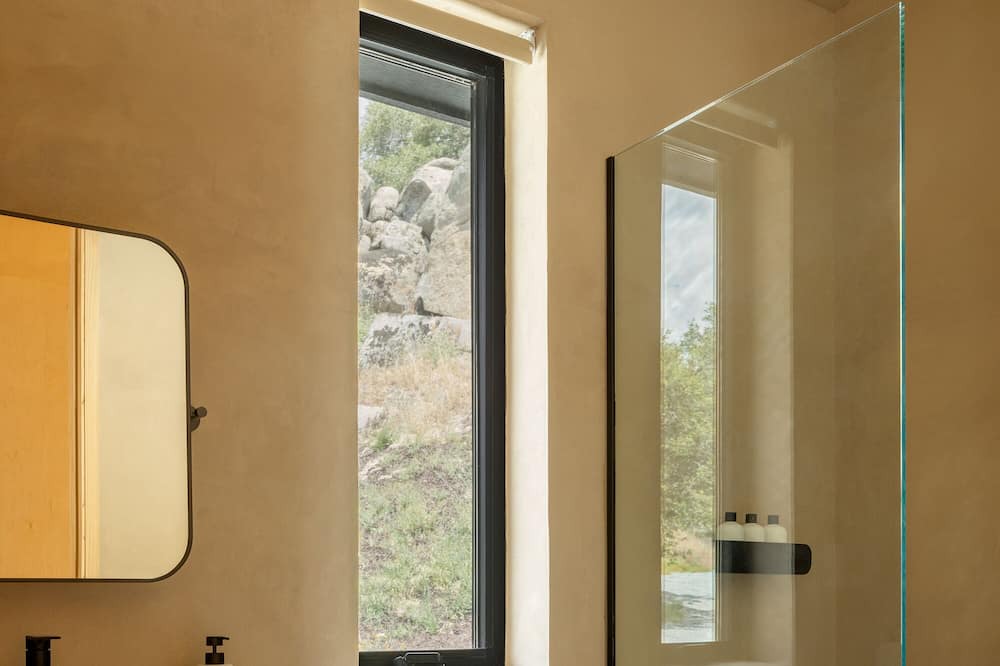Photo of Bathroom in Yosemite Lakes