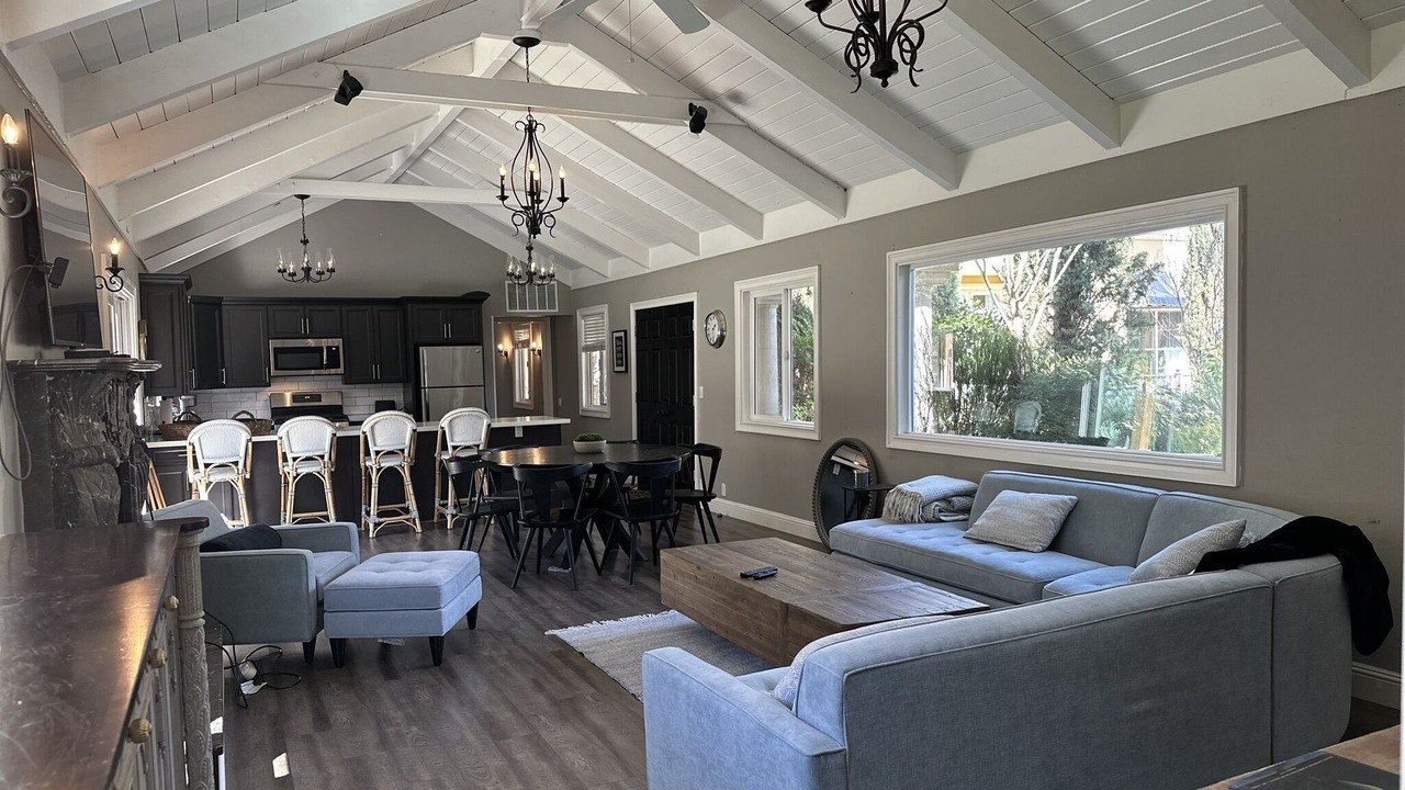 Photo of Livingroom in Danville