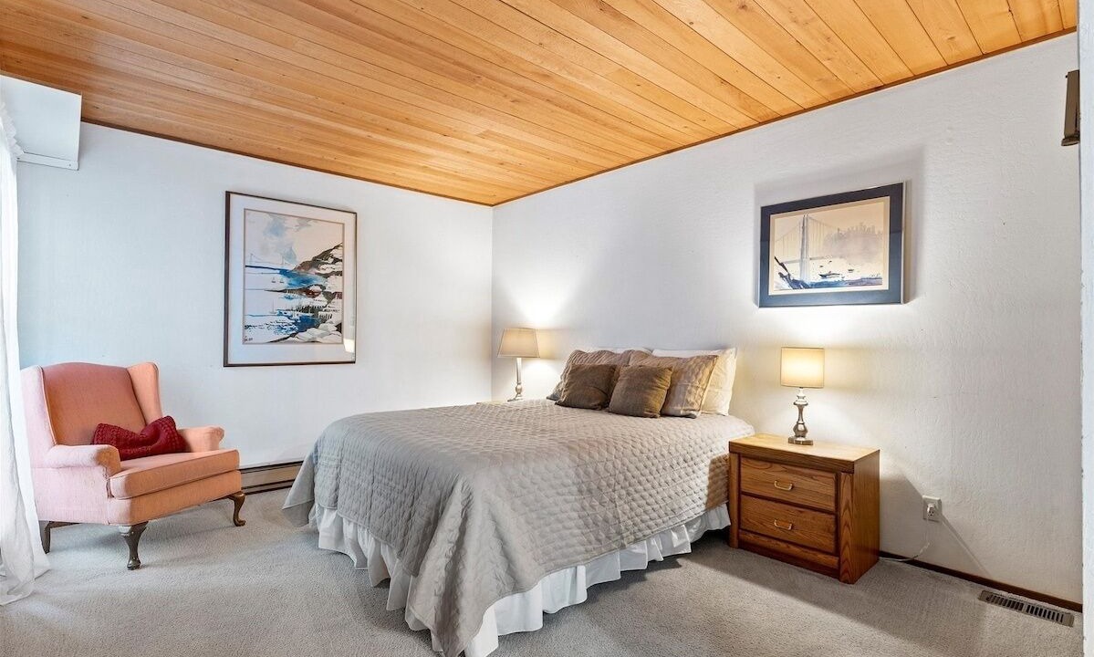 Photo of Others in Incline Village