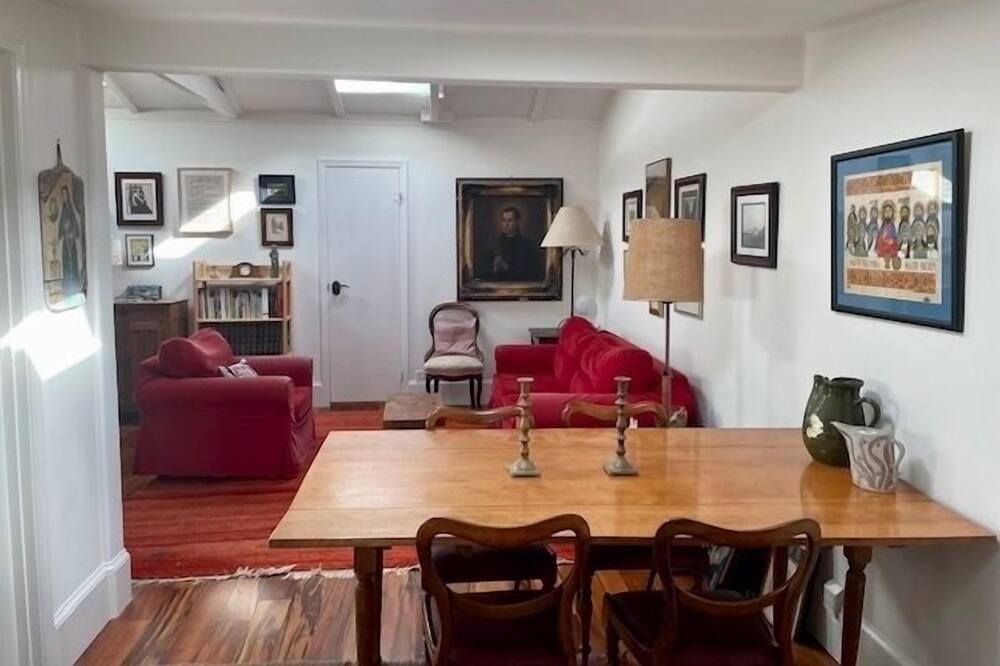 Photo of Livingroom in Point Reyes Station