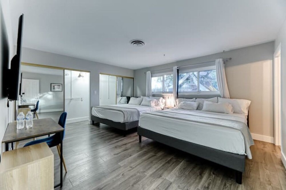 Photo of Bedroom in Paradise