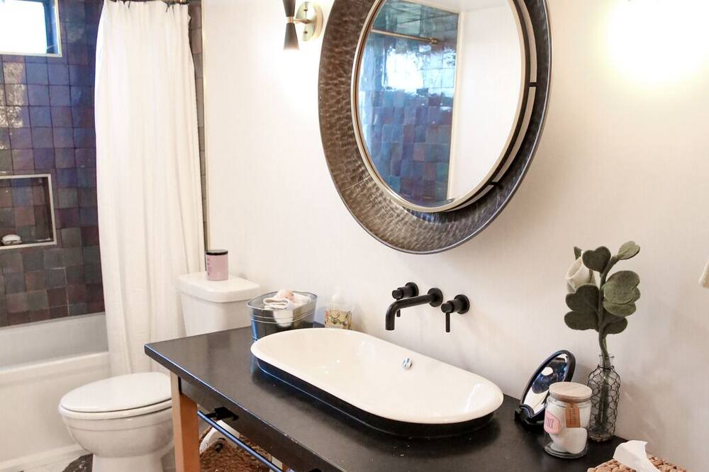 Photo of Bathroom in Lodge Hill