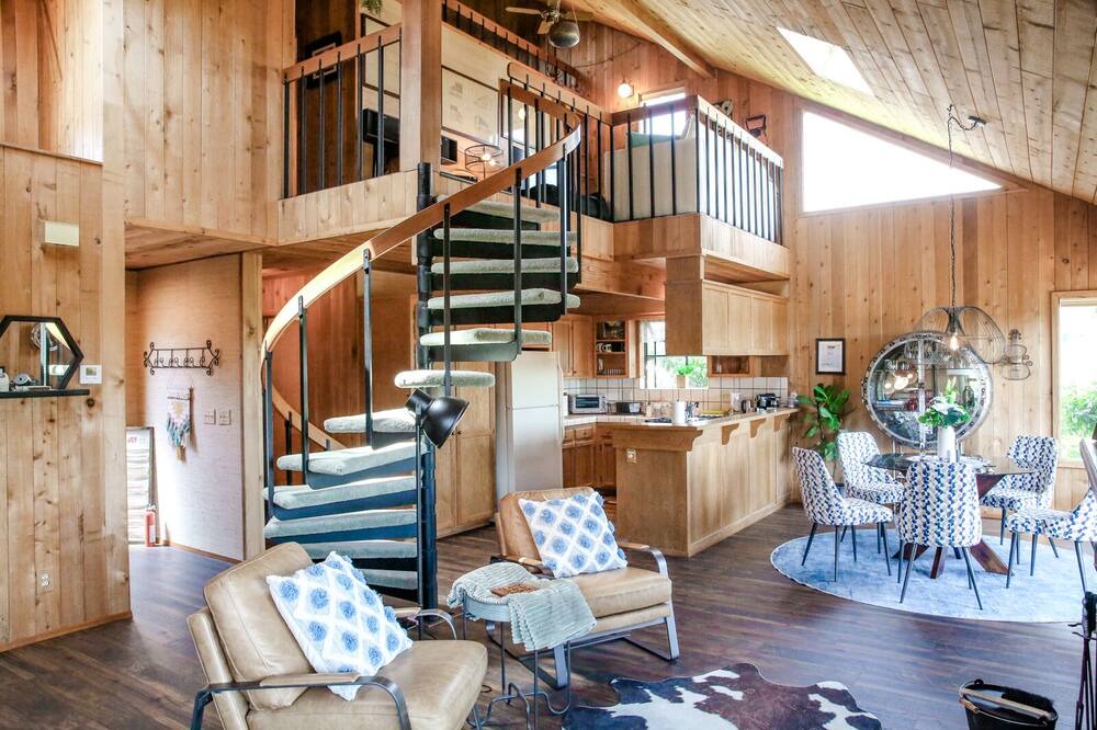 Photo of Livingroom in Lodge Hill