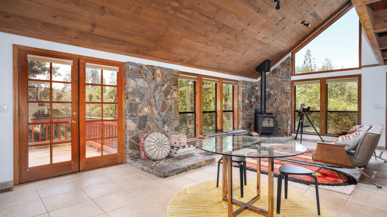 Photo of Patio Balcony in Wishon
