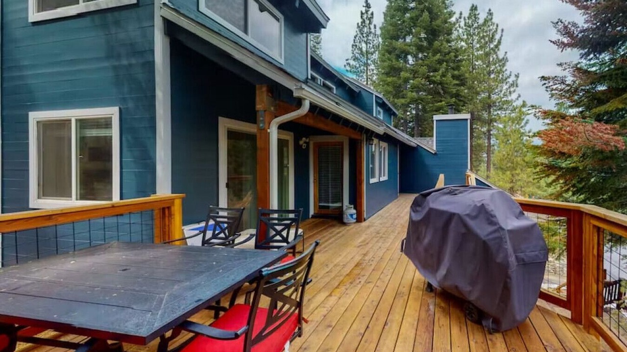 Photo of Outdoor in Country Club Estates