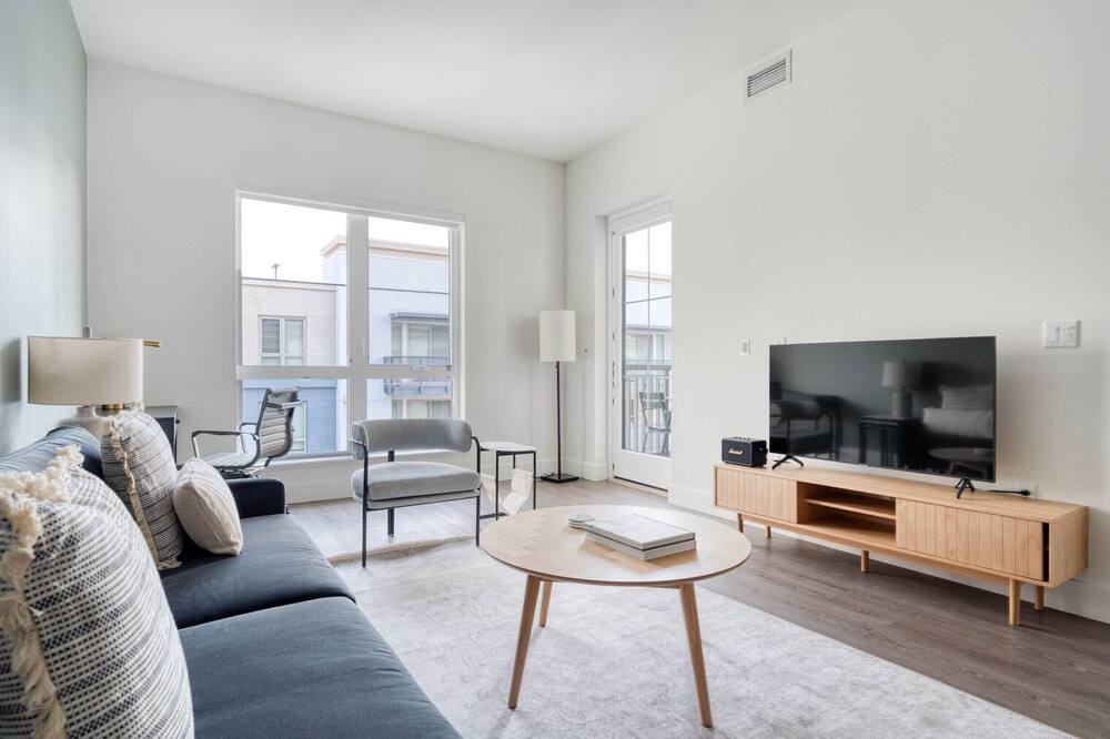 Photo of Livingroom in Central San Mateo