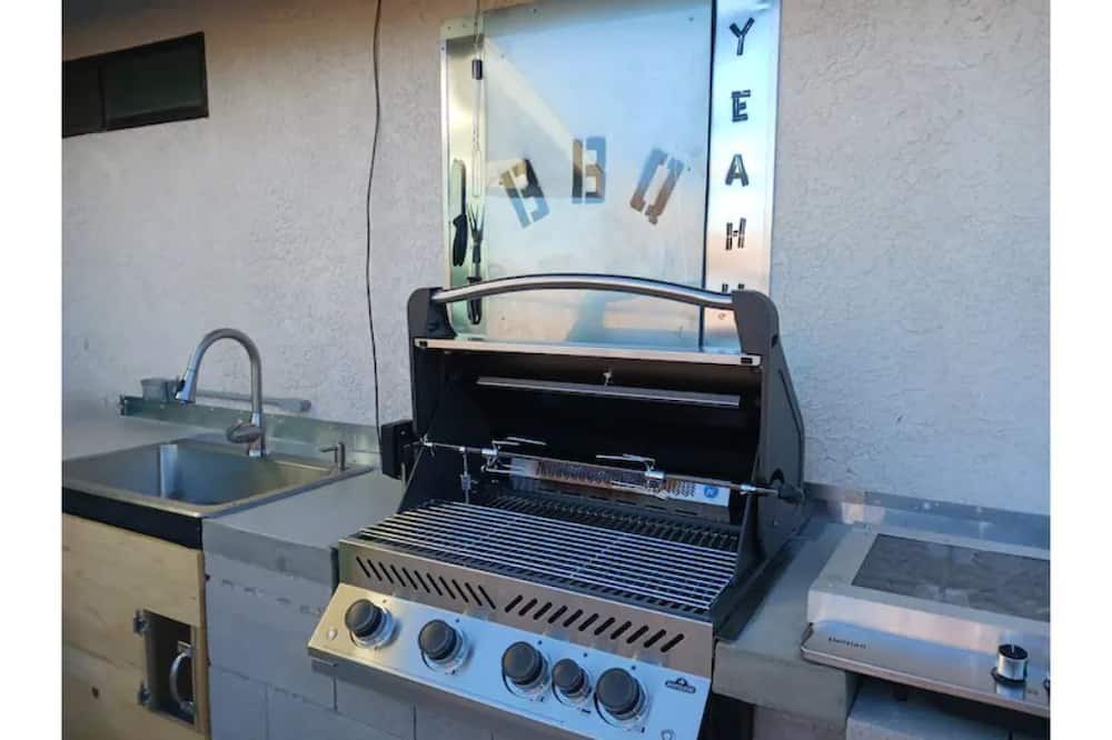Photo of Kitchen in Ridgecrest