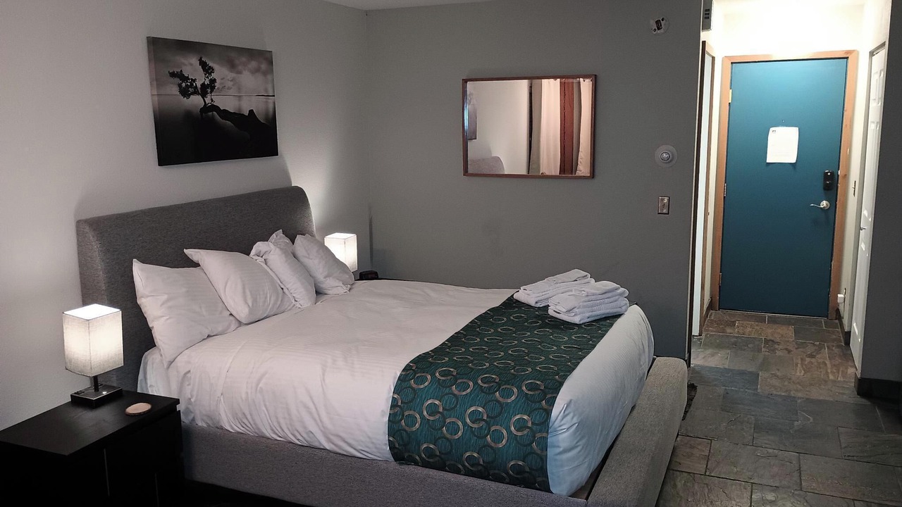 Photo of Bedroom in Kirkwood