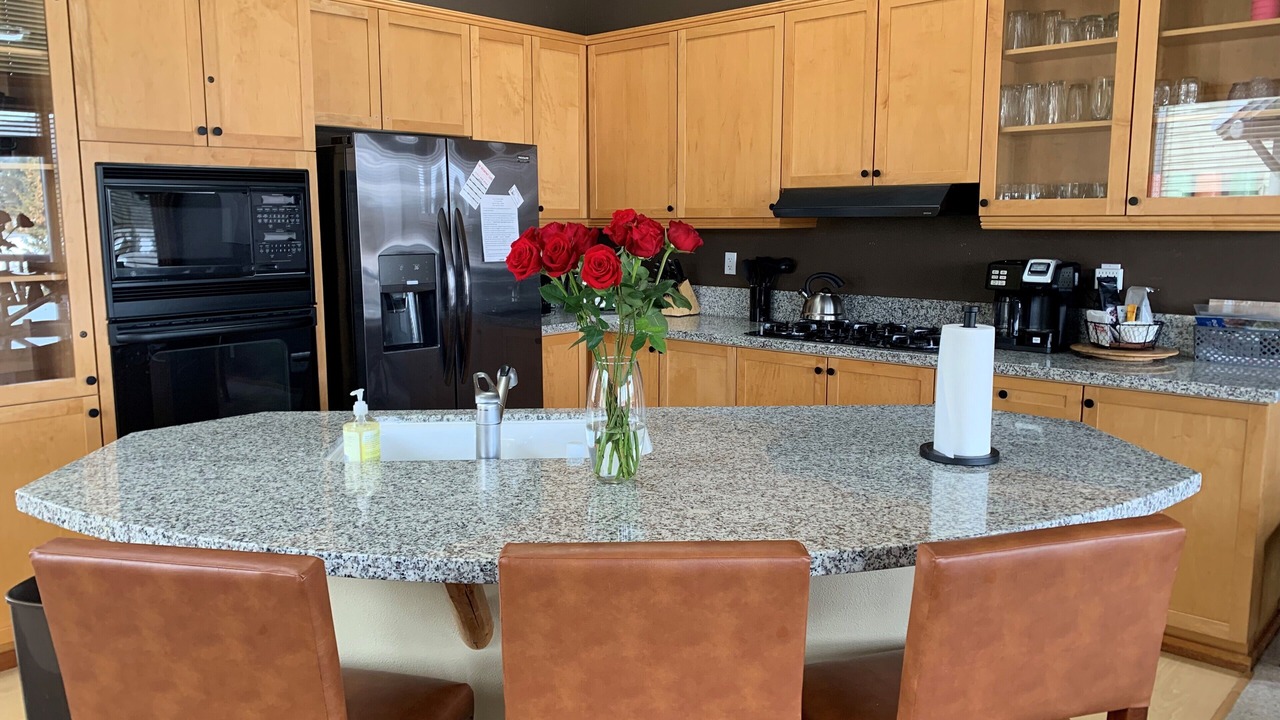 Photo of Kitchen in Mammoth Lakes