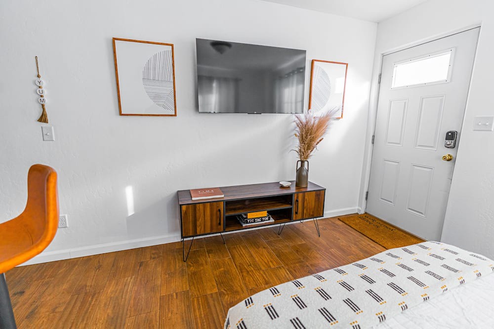 Photo of Bedroom in Porterville