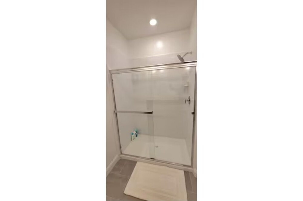 Photo of Bathroom in Roosevelt