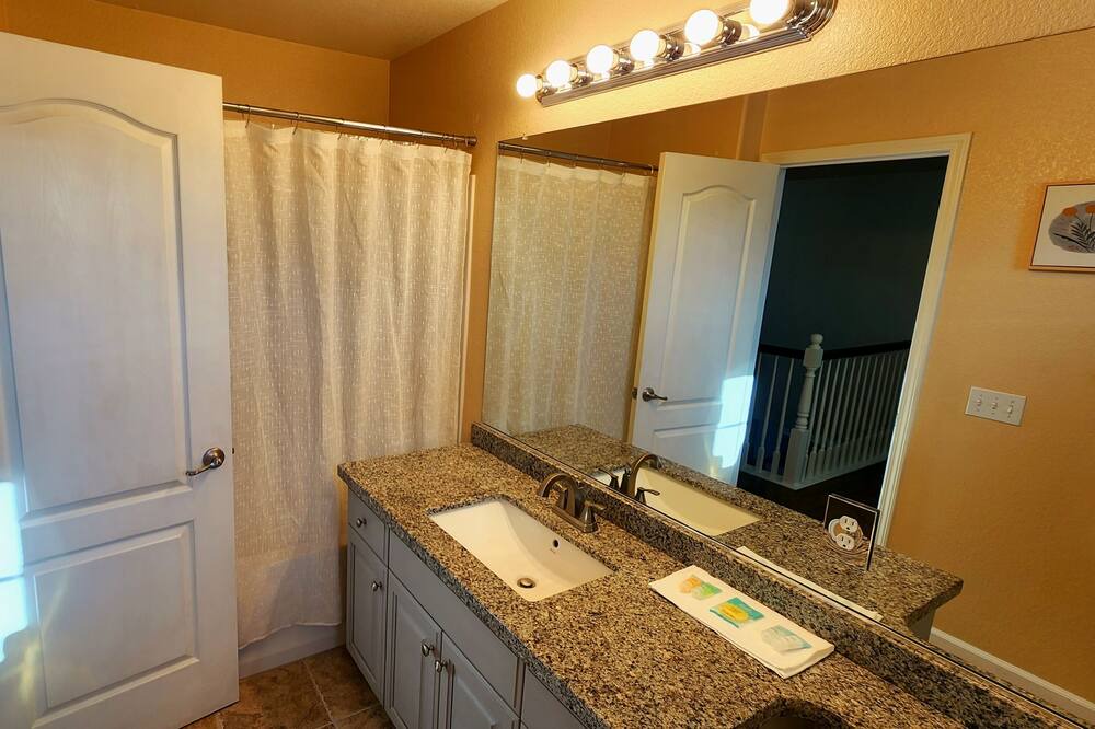 Photo of Bathroom in Turlock