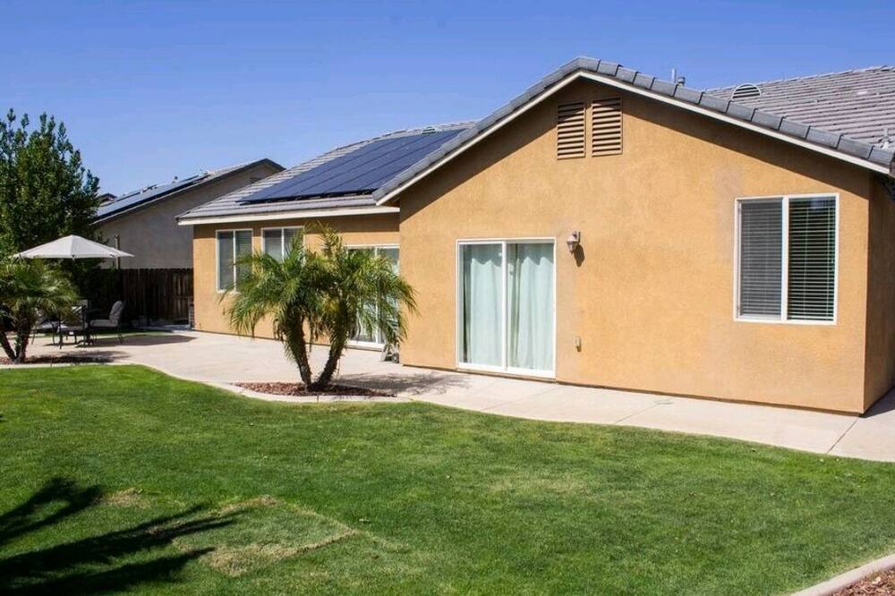 Photo of Outdoor in Bakersfield