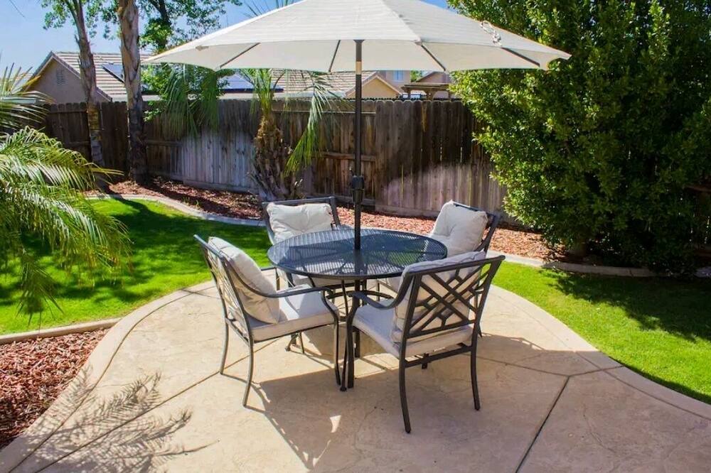Photo of Outdoor in Bakersfield