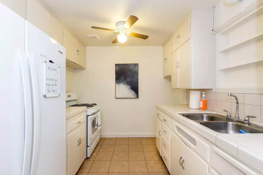 Photo of Kitchen in Roosevelt