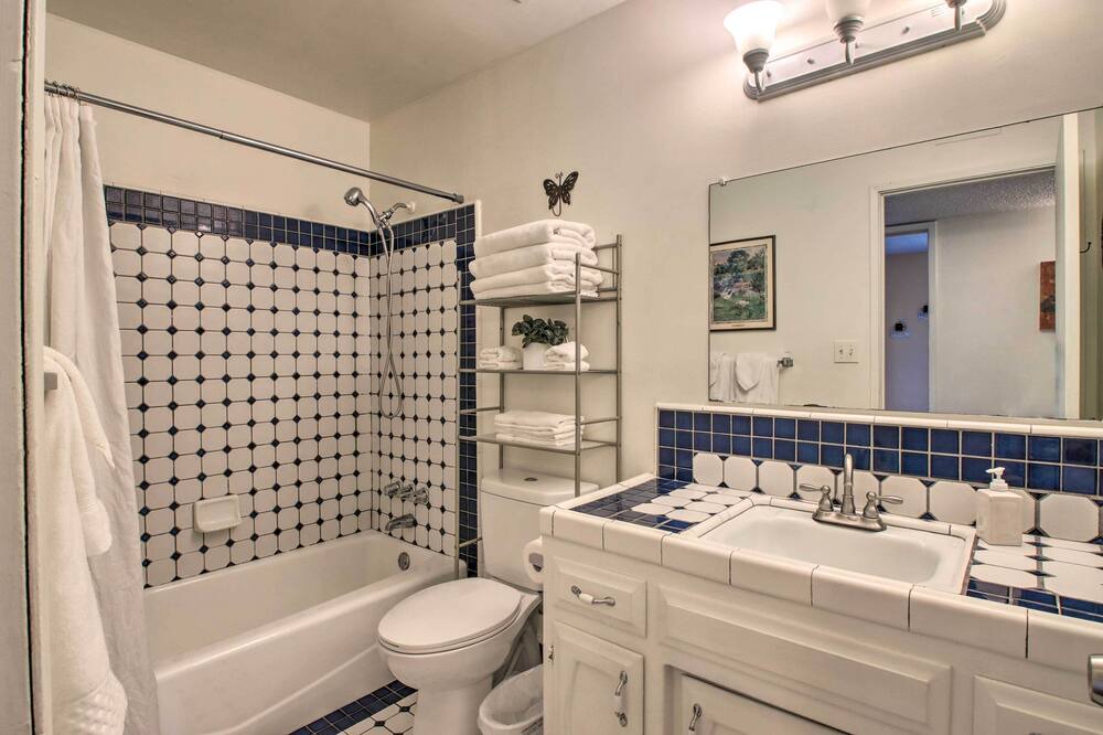 Photo of Bathroom in Bakersfield