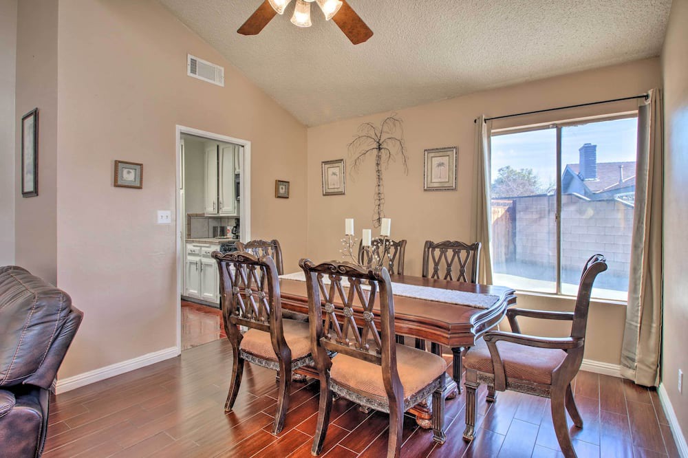 Photo of Bedroom in Bakersfield