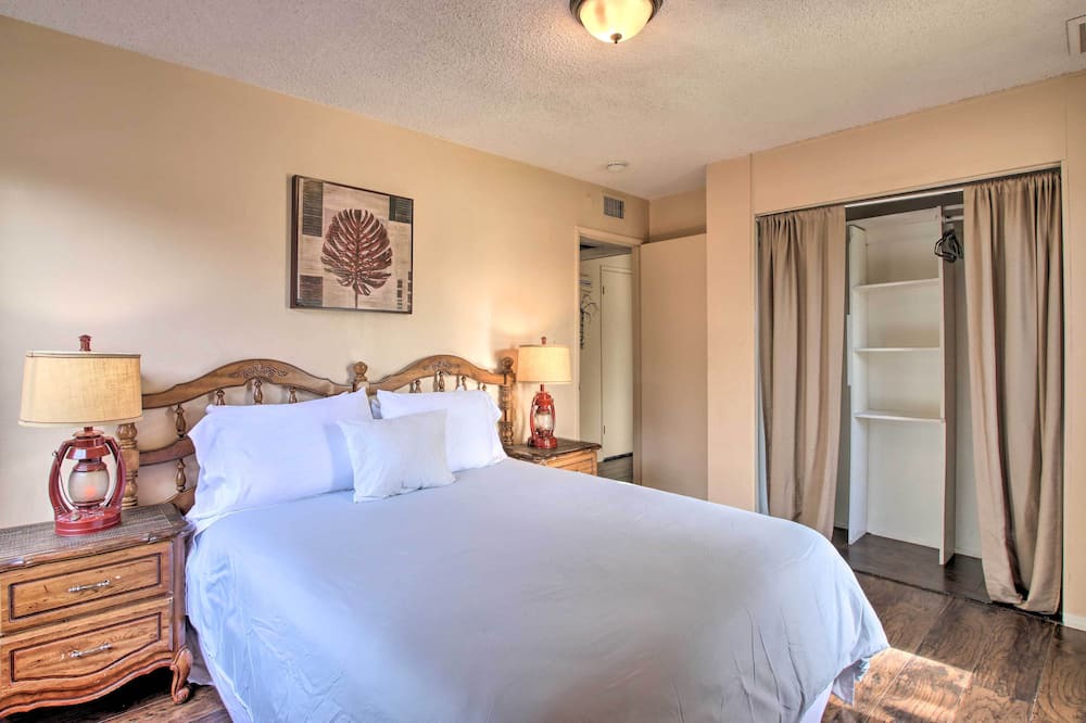 Photo of Bedroom in Bakersfield