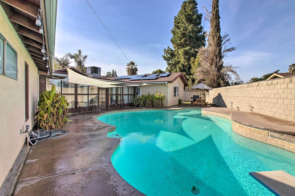 Photo of Outdoor in Bakersfield