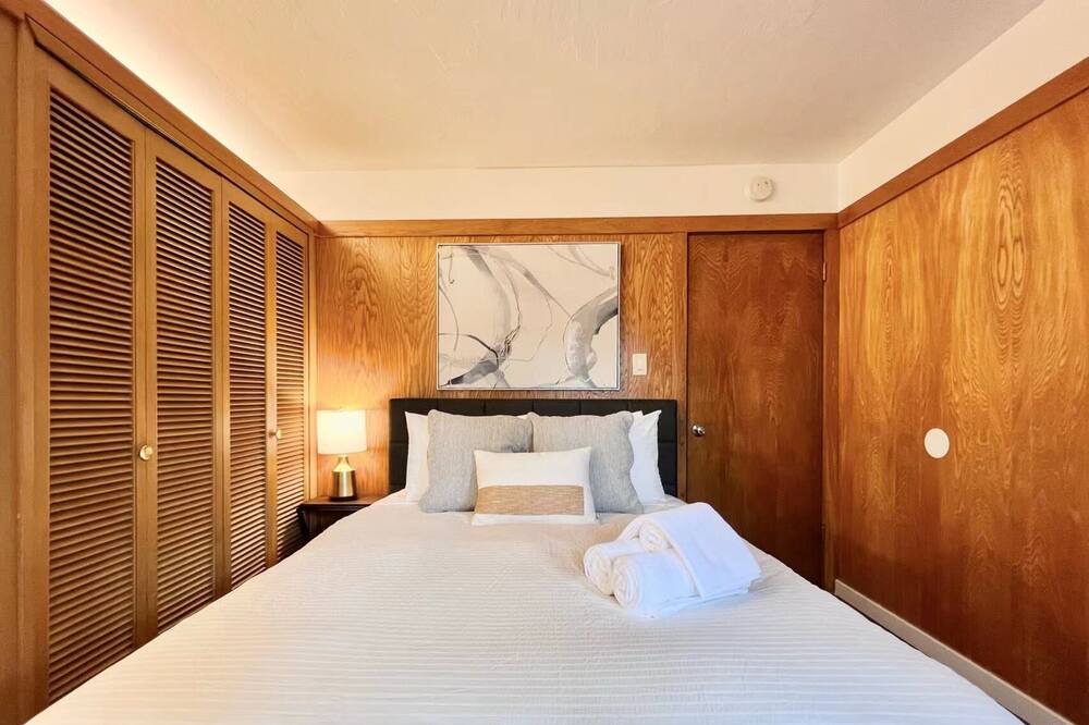 Photo of Bedroom in Stanley