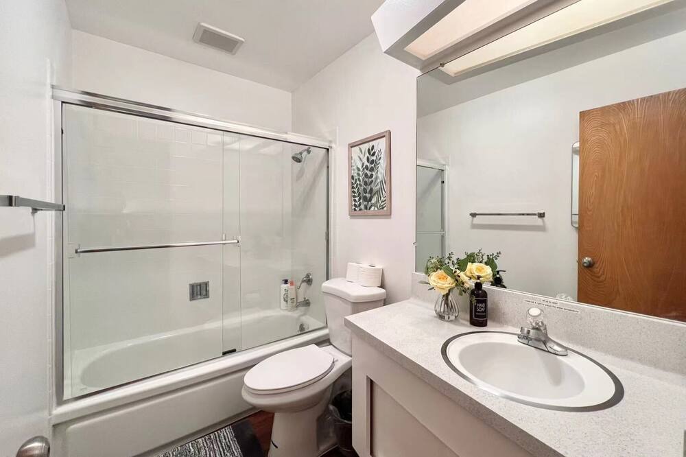 Photo of Bathroom in Stanley
