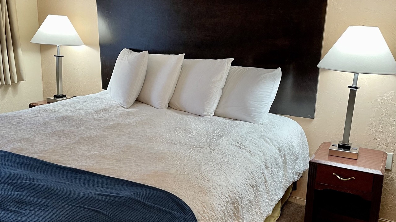 Photo of Bedroom in Red Bluff
