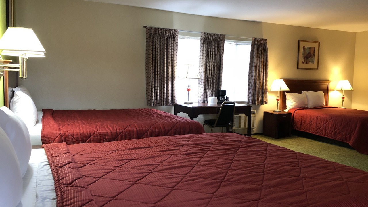 Photo of Bedroom in Red Bluff