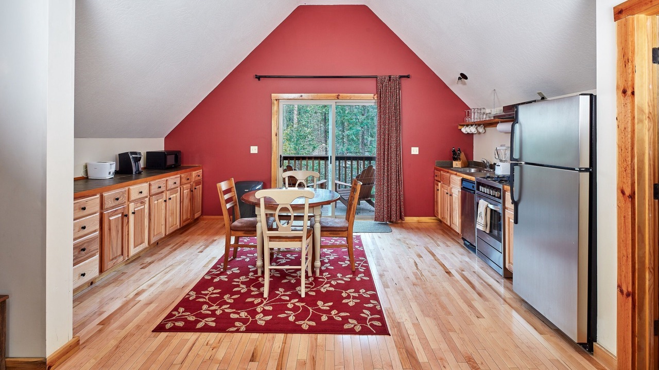 Photo of Bedroom in Groveland