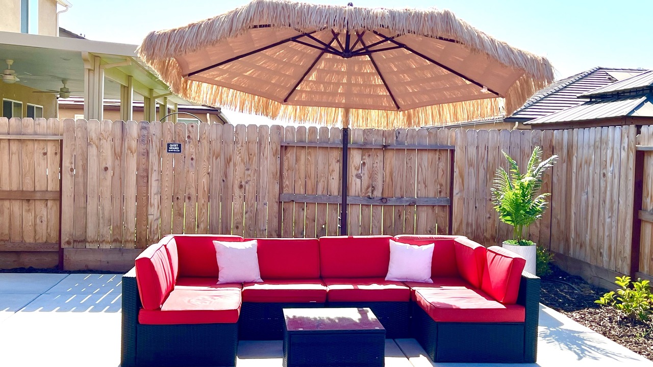 Photo of Outdoor in Raisin