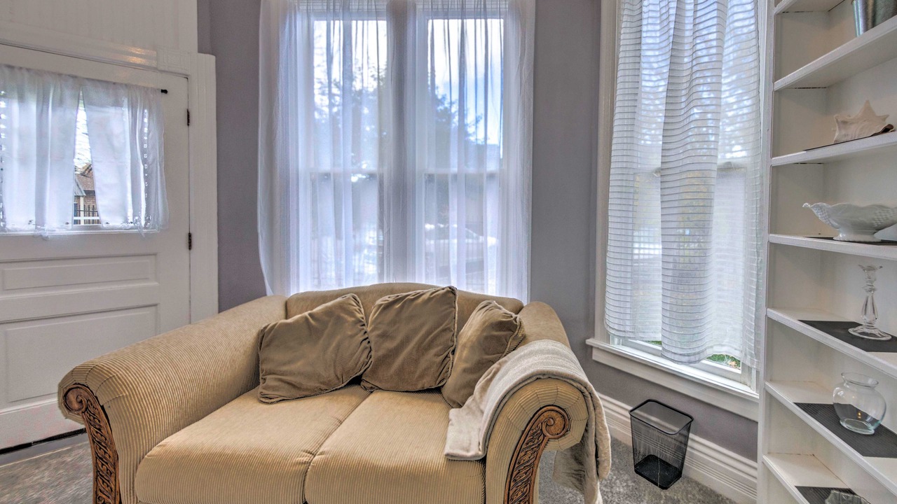 Photo of Livingroom in Red Bluff
