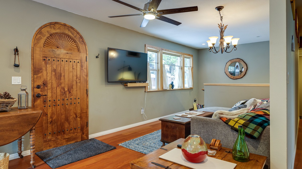 Photo of Livingroom in Sierra Village