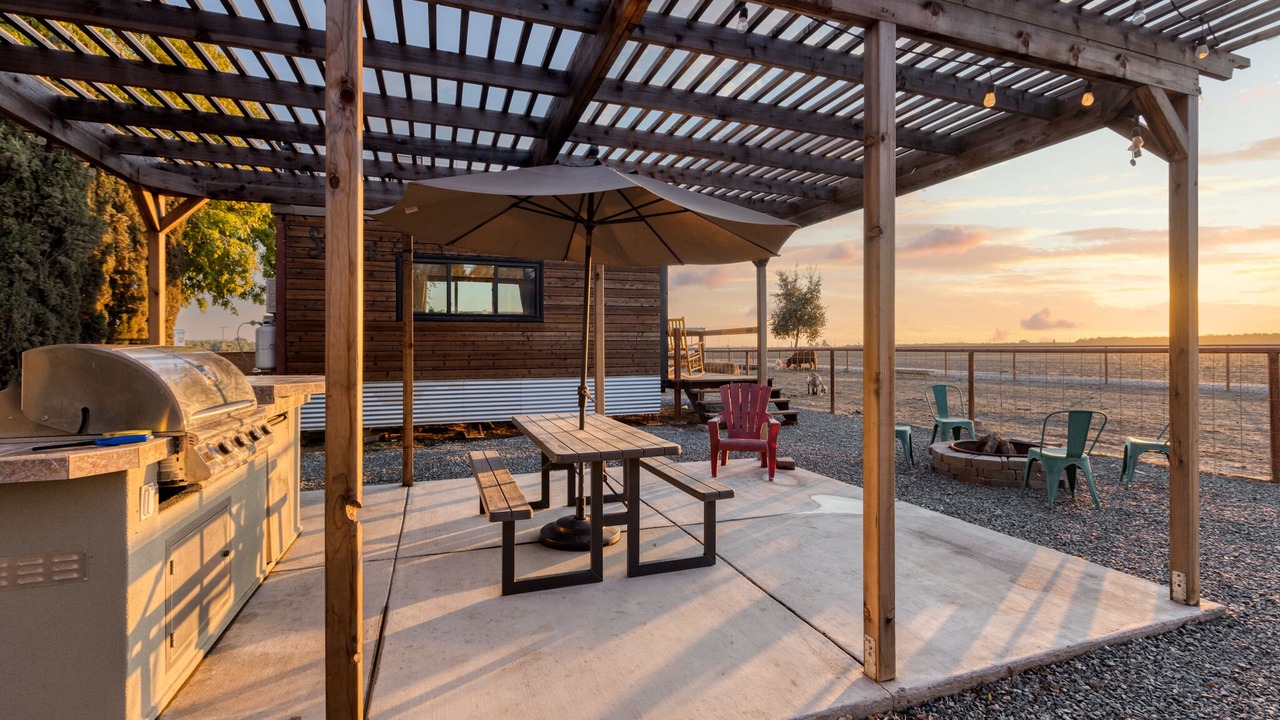Photo of Outdoor in Tulare