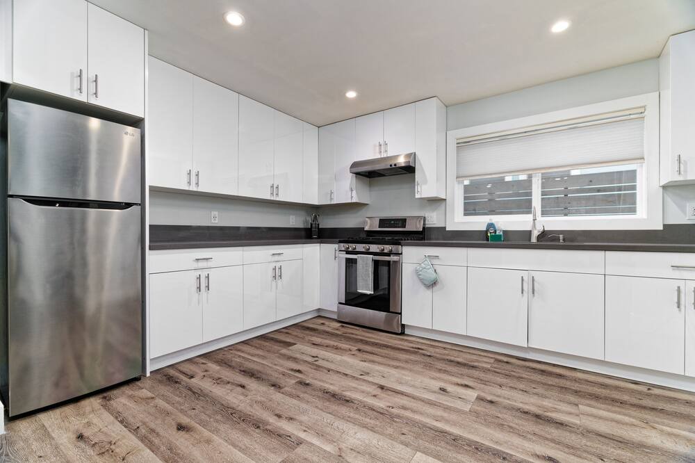 Photo of Kitchen in West Oakland