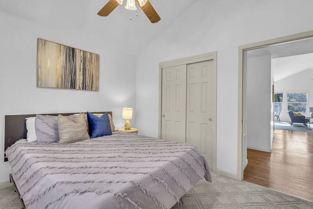 Photo of Bedroom in Grass Valley