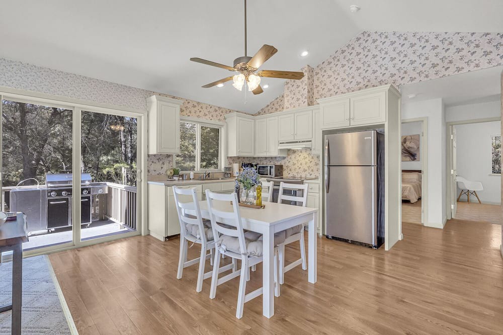 Photo of Kitchen in Grass Valley