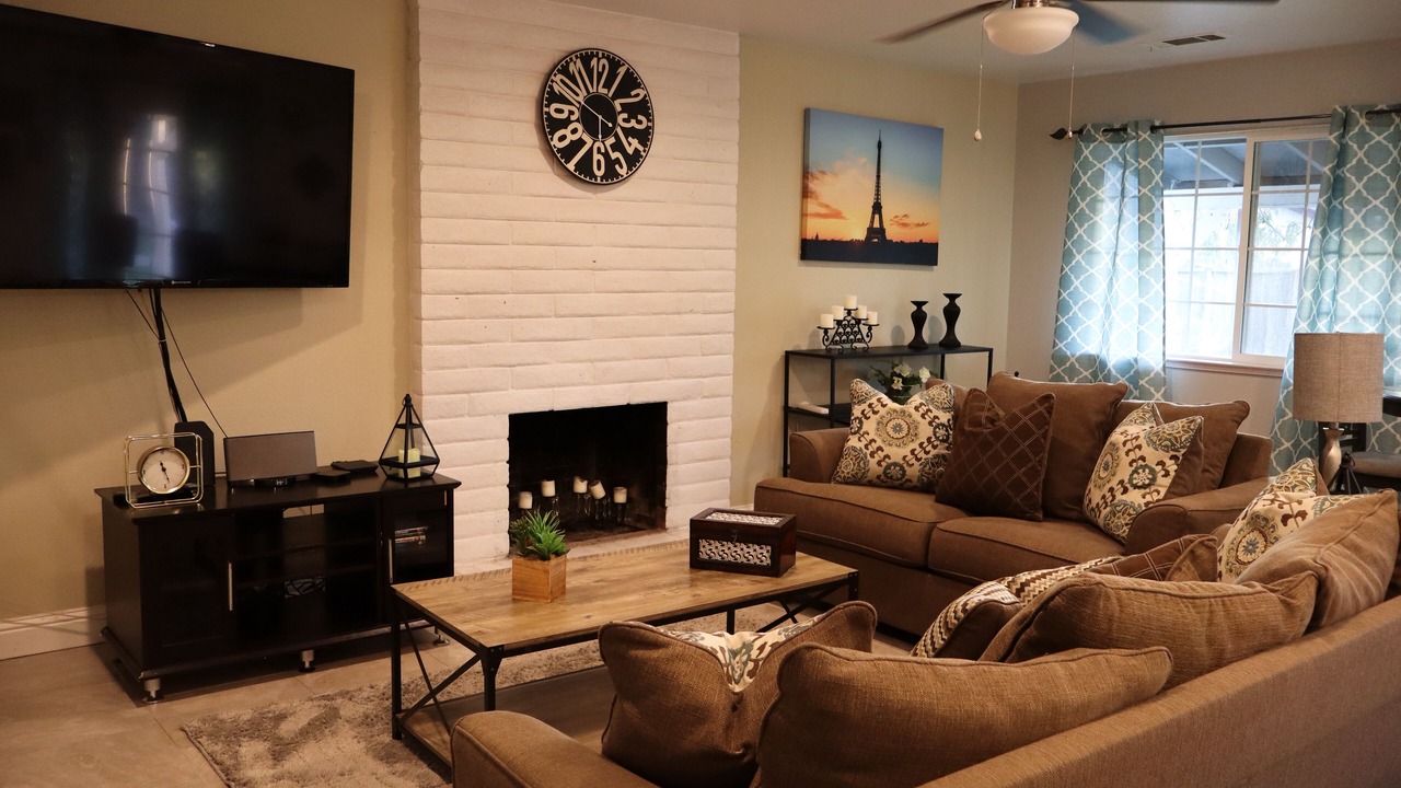 Photo of Livingroom in Merced